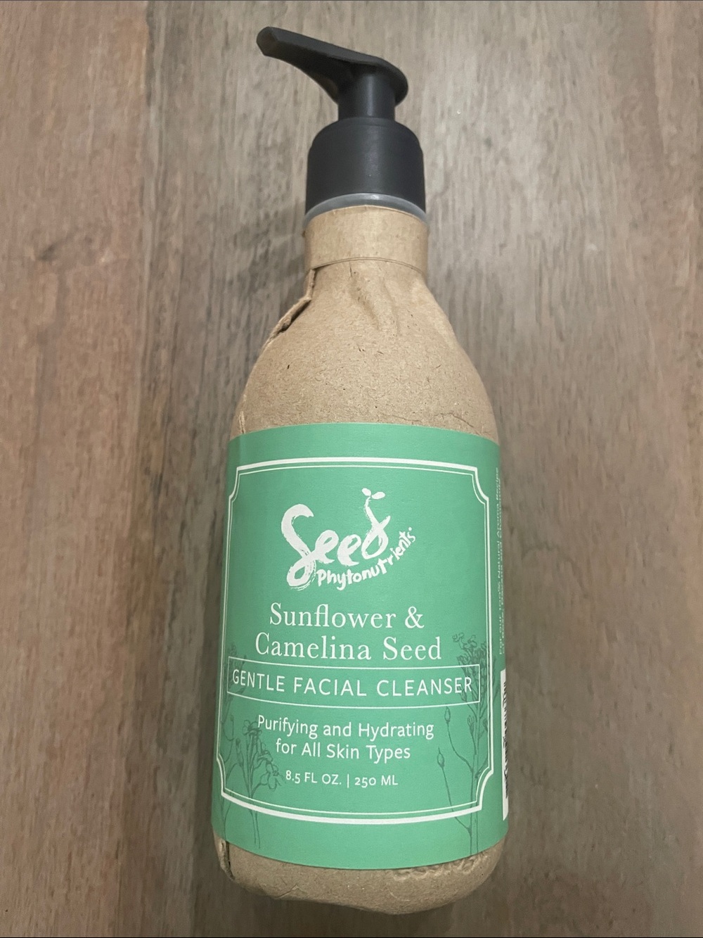 Sunflower & Camelina Seed Gentle Facial Cleanser — Green